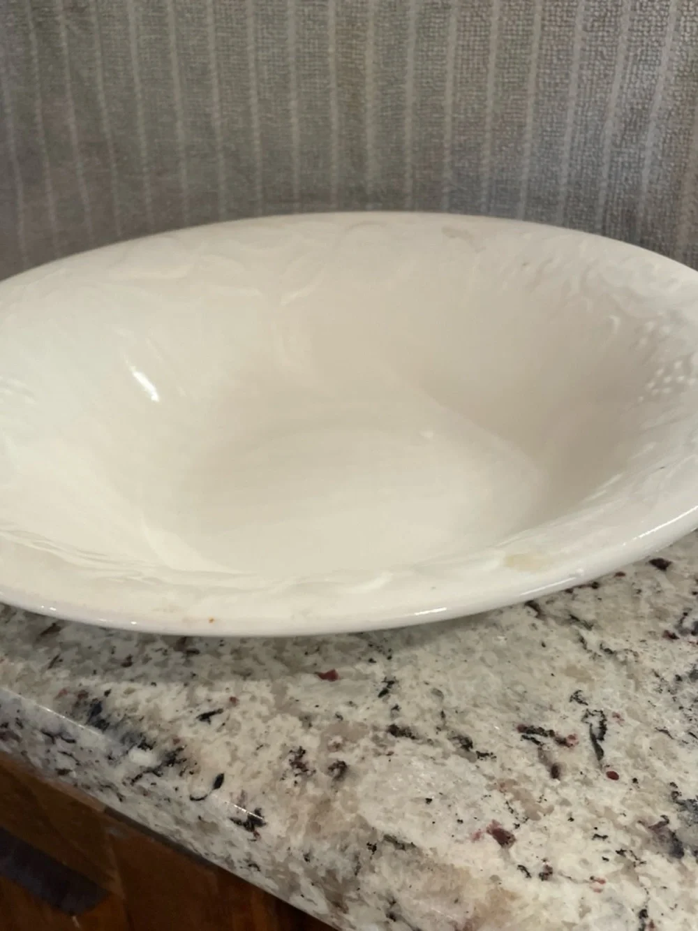 Classic White Ceramic Serving Bowl - Neutral Home Dining